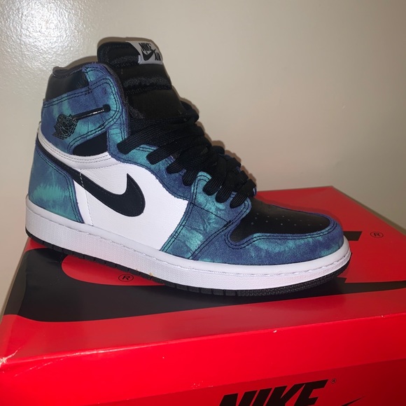 tie dye og 1s